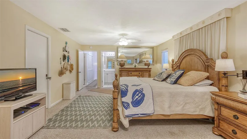 Upstairs Unit