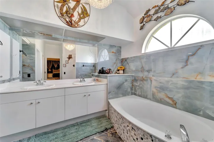 Primary ensuite