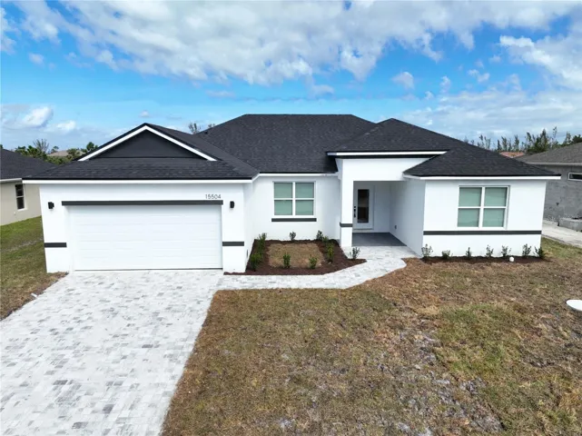 4 Bed / 3 Bath Model - 1903 Sqft