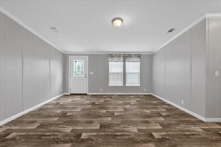 Front Entryway/Living Room