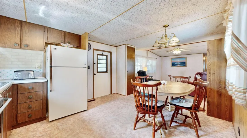 Kitchen with dinette