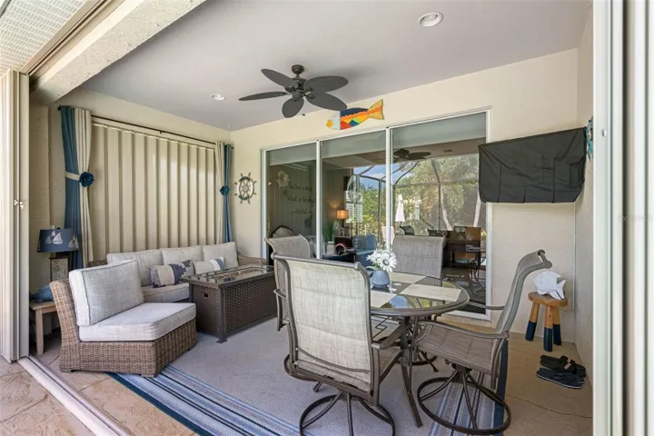 COVERED LANAI