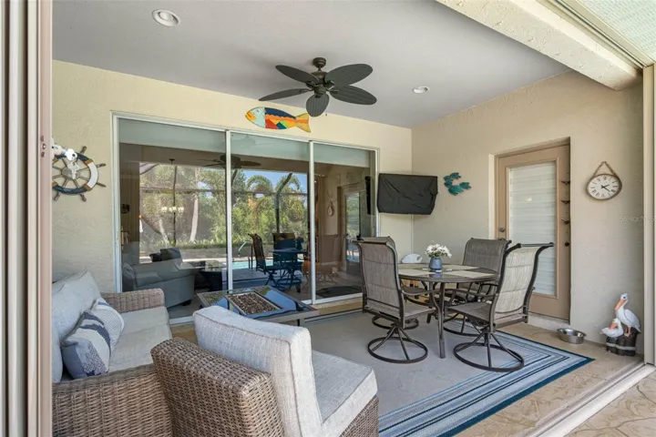 COVERED LANAI