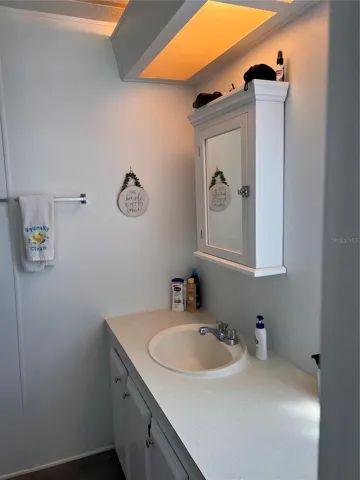 2nd BAthroom
