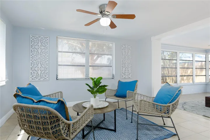 Enclosed patio can be a Bonus Room