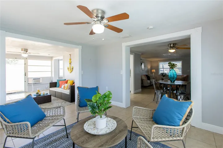 Bonus Room/Enclosed Patio