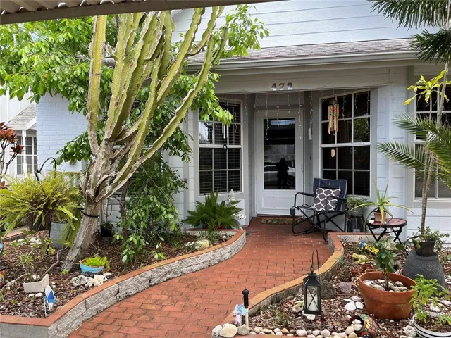 Front of this cute villa gives this a welcoming statement.
