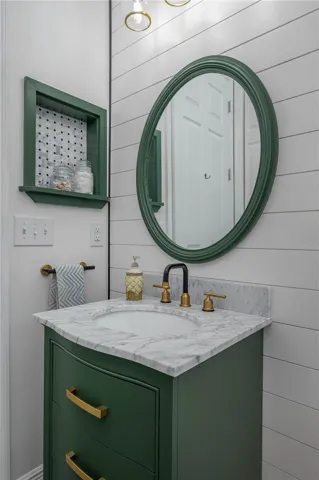 GUEST BATH