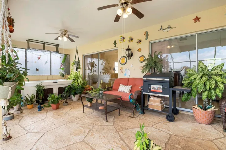 Oversized Lanai