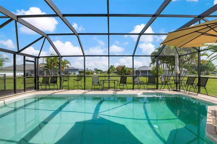 Pool with Oversized Lanai