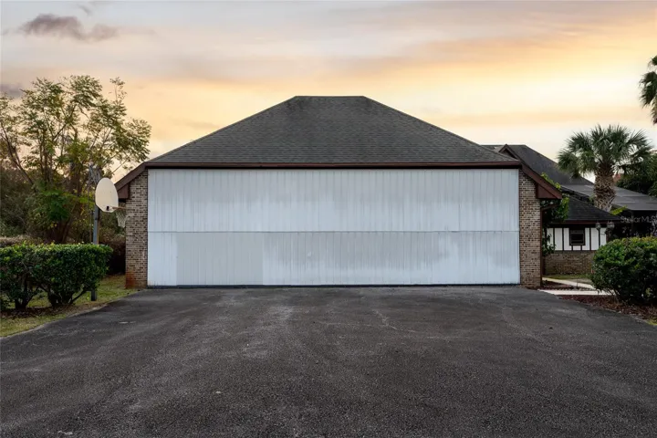 Hangar
