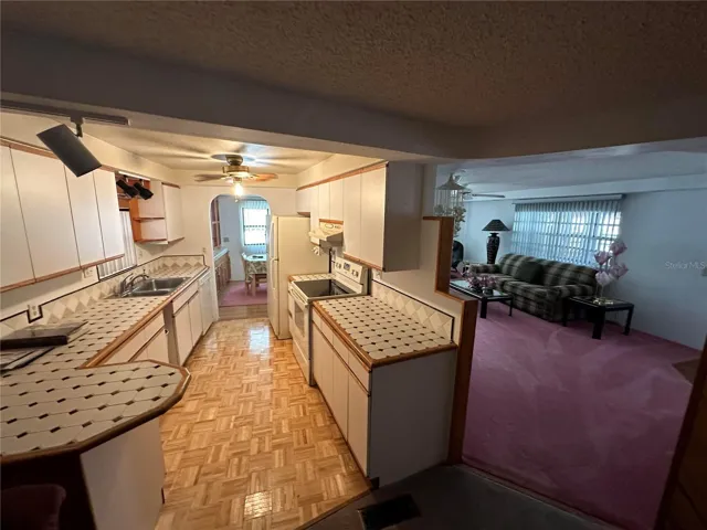 Kitchen & Family Room