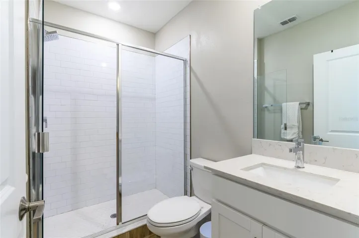 ensuite bath 3