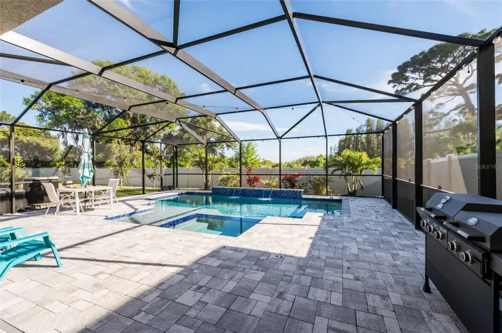 spacious lanai