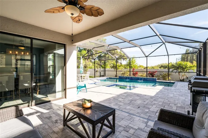 spacious lanai