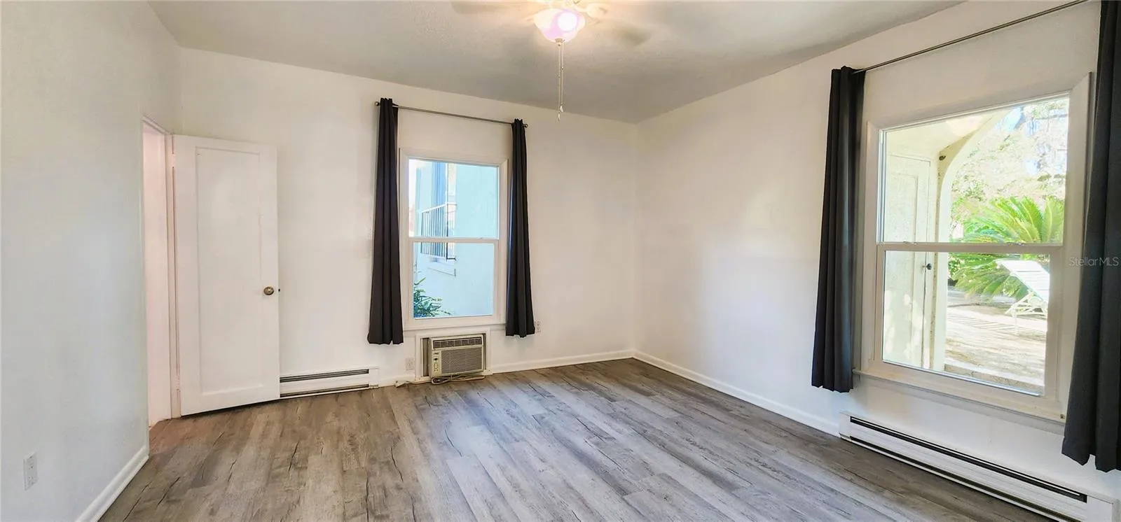 Unit A guest bedroom