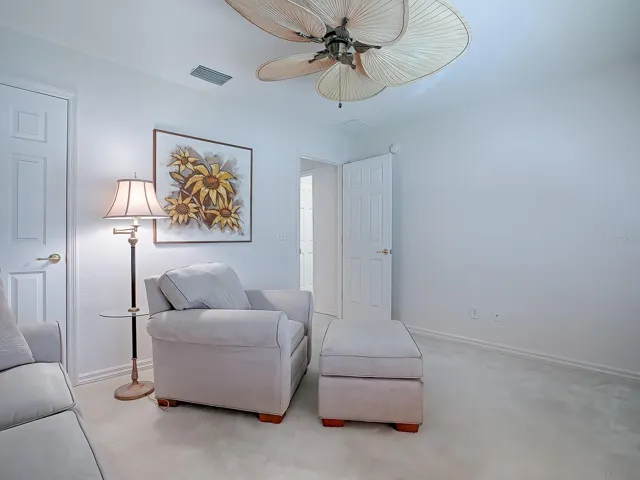 Guet Bedroom