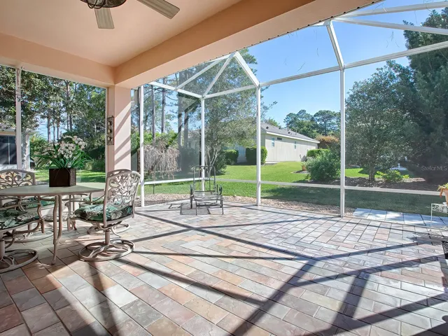 Lanai with Birdcage