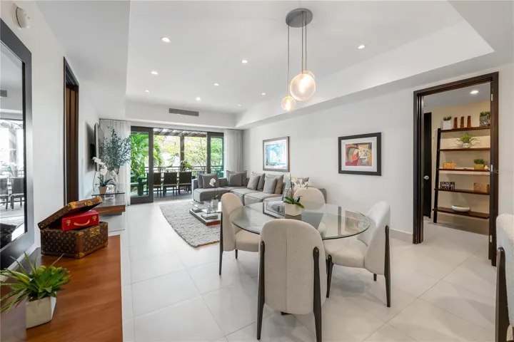 Dining & living room area
