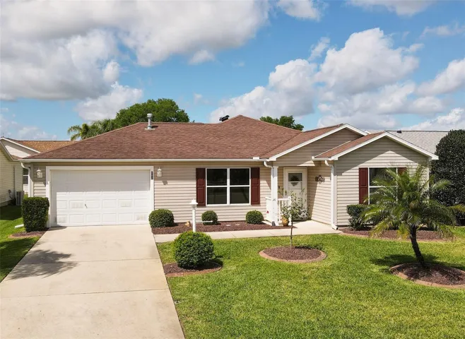 FRONT EXTERIOR - 882 Reed Terrace in the VILLAGE of LYNNHAVEN