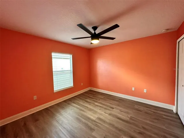 Guest bedroom 1