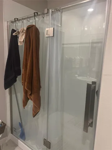 BIG SHOWER