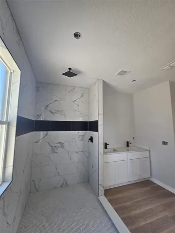 Actual Primary Bathroom
