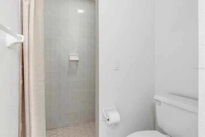 Left side Unit