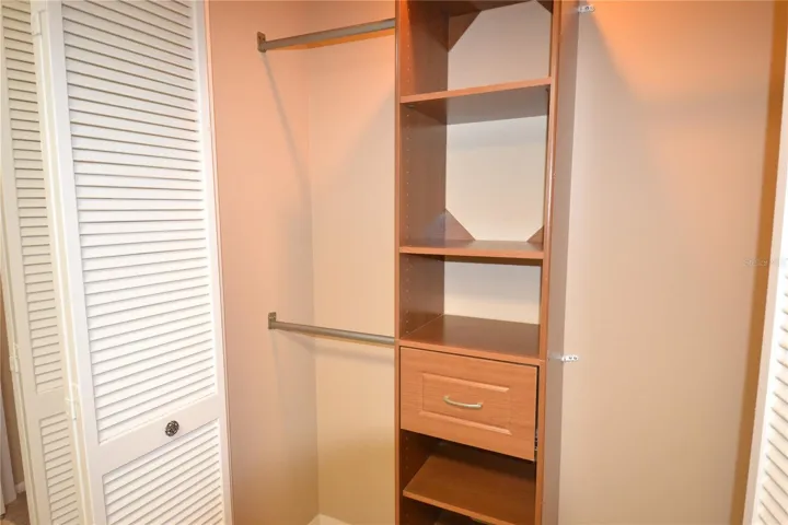 Inside that wall closet  ORGANIZER