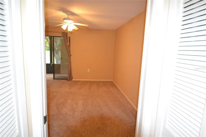 Large Bedroom New Carpet and slider to large Lanai