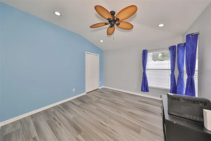 Guest Bedroom #3(a)