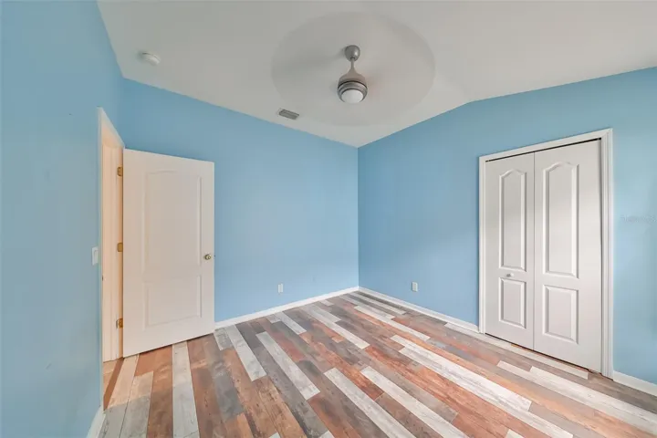 Guest Bedroom #1(d)