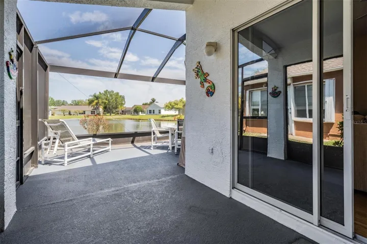 Sliding door from home to lanai
