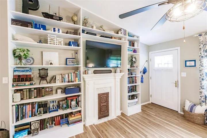 GREAT ROOM
