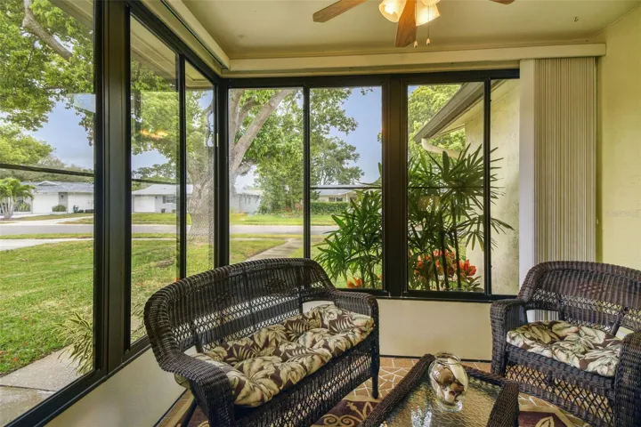 indoor/outdoor lanai