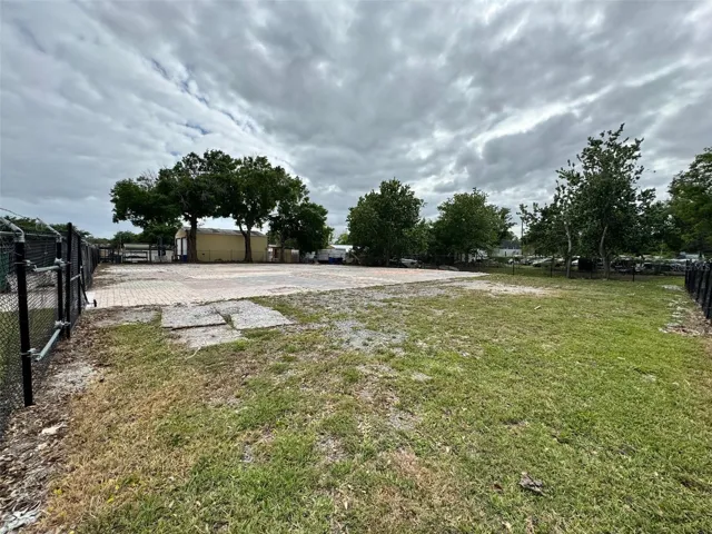 Quarter Acre Lot for lease