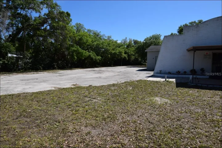 Parking lot