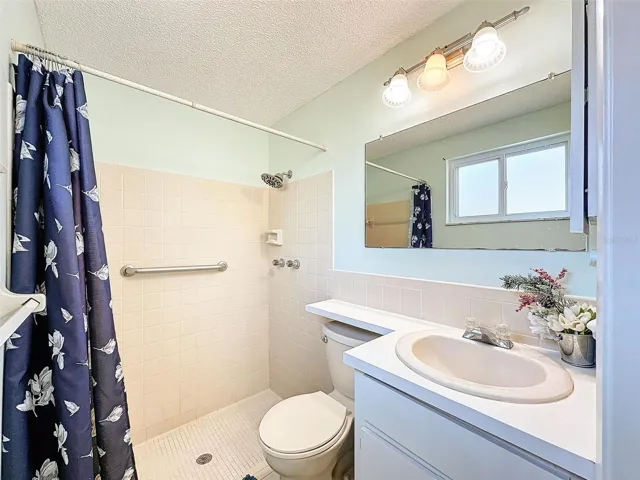 Primary private bath.