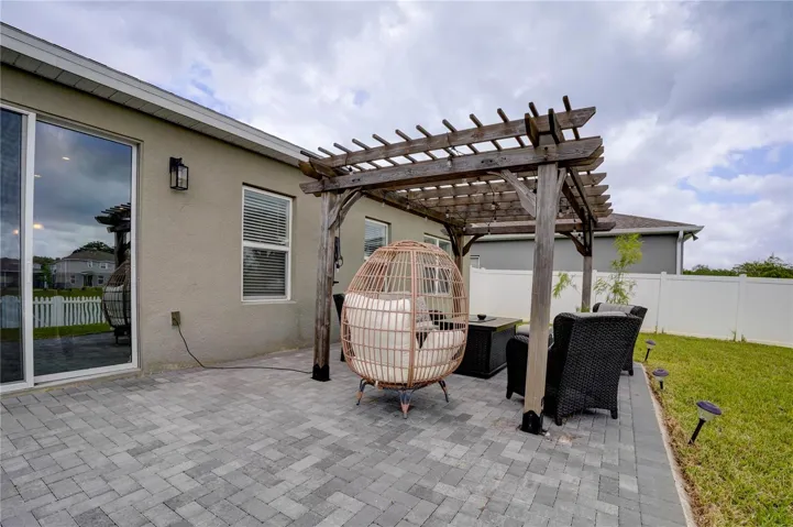 Patio Area With Pavers!