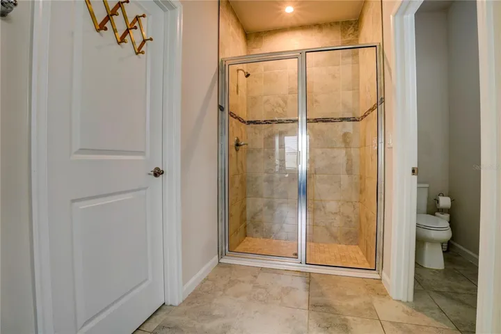 Primary Ensuite Bathroom w/ Private Toilet
