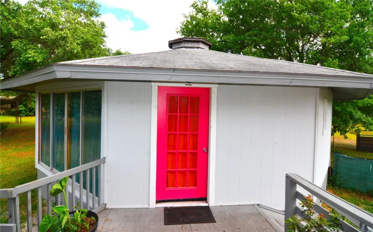 Mancave exterior