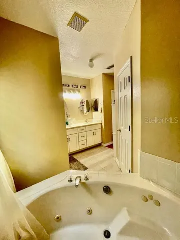 Master Bathroom 3