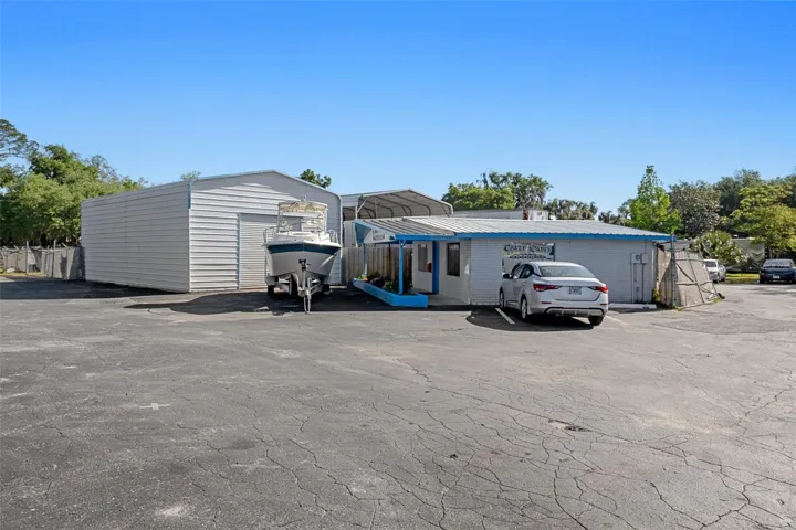 Separate Building/Office Area/Aluminum Garage