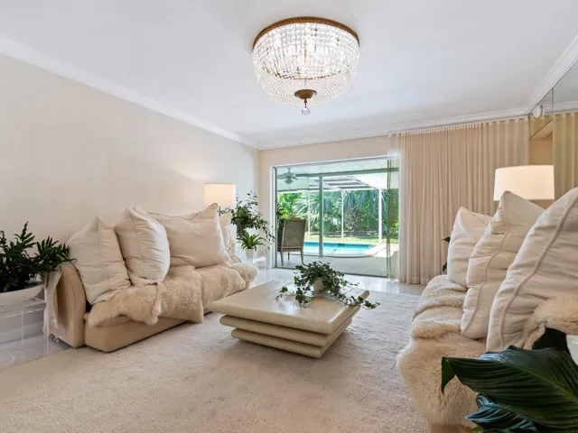 Living room to pool