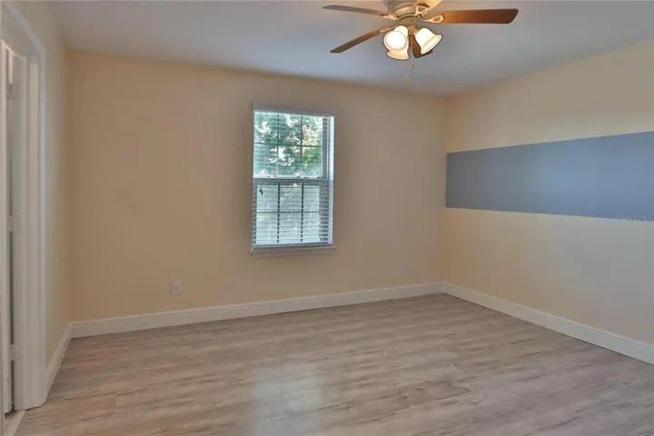 Upstairs Bedroom #3