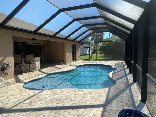 POOL LENGTH VIEW