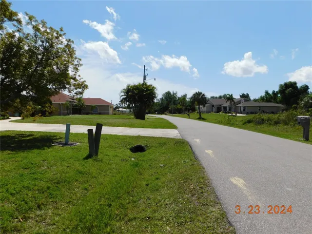 A neighborhood of custom-built, nice homes