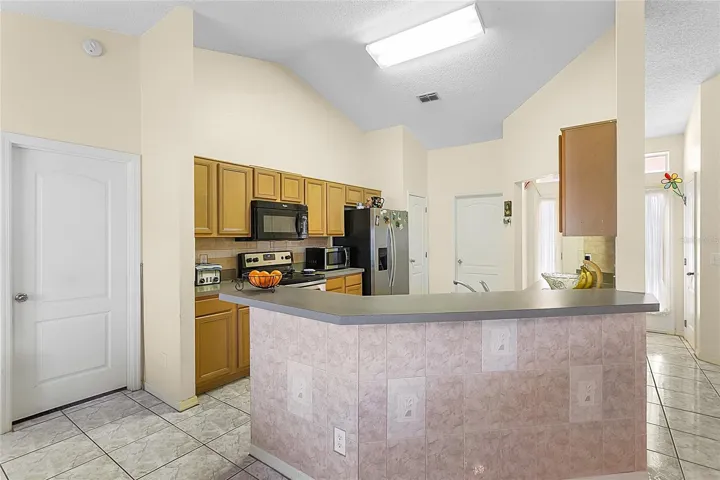 Breakfast bar