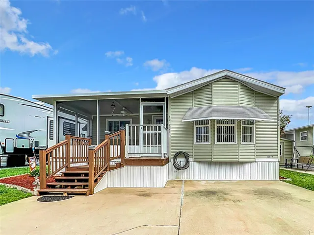 Welcome to 7353 Midway Ln.!