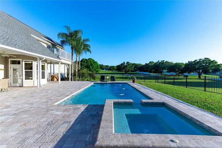Large Pool and Jacuzzi